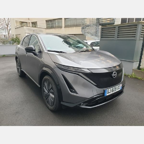 ./photos/ari2.jpg?refresh=1763463279