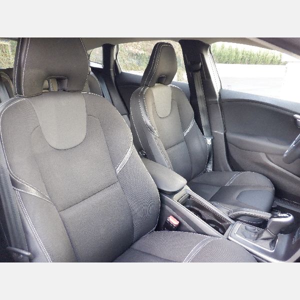 Volvo V40 2.0 D2 ECO 120 MOMENTUM BUSINESS GEARTRONIC - 13000
