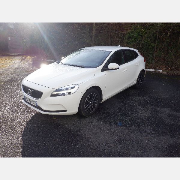 Volvo V40 2.0 D2 ECO 120 MOMENTUM BUSINESS GEARTRONIC - 13000
