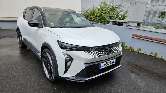 RENAULT SCENIC V E-TECH ELECTRIQUE 220 GRANDE AUTONOMIE TECHNO - ICONIC (5887)