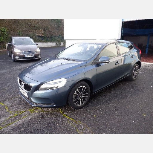 [5794] Volvo V40 D2 120CH MOMENTUM - 13000